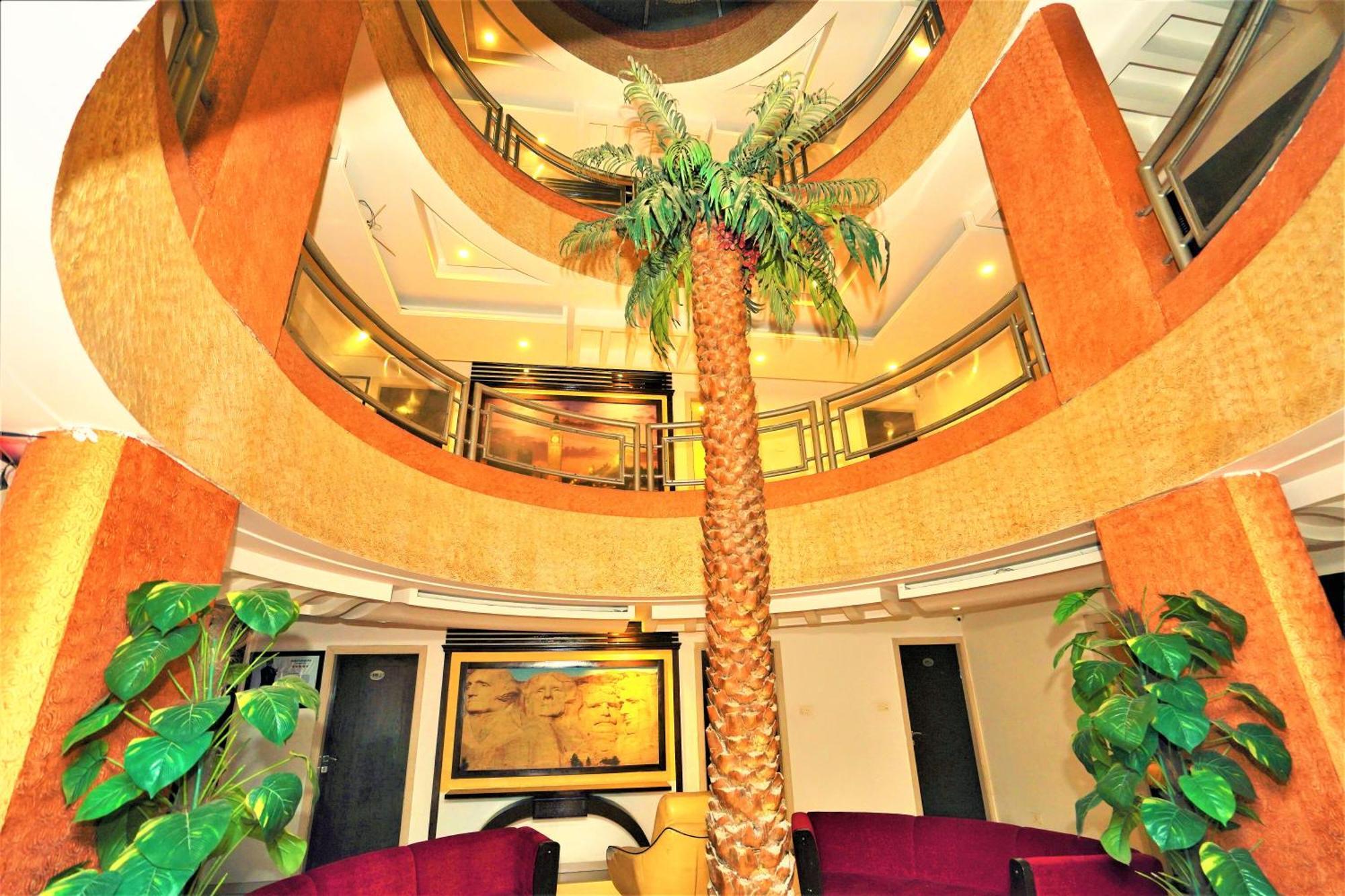 New Hotel Europa Inn Rajkot Exterior foto